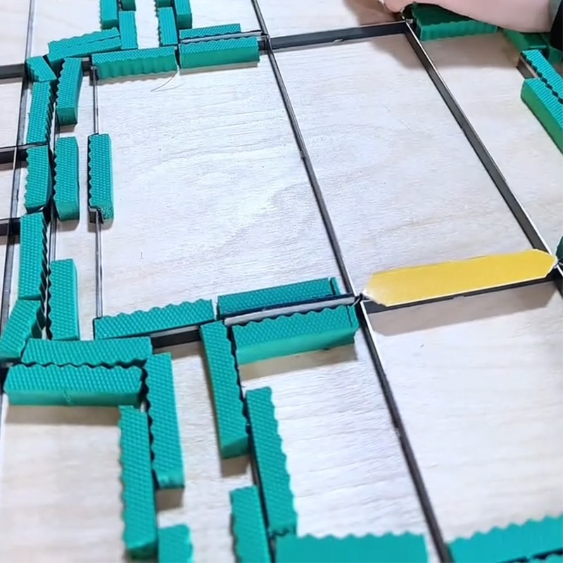 灰板模切使用55度SPEED刀版弹垫能有效避免切不穿问题?