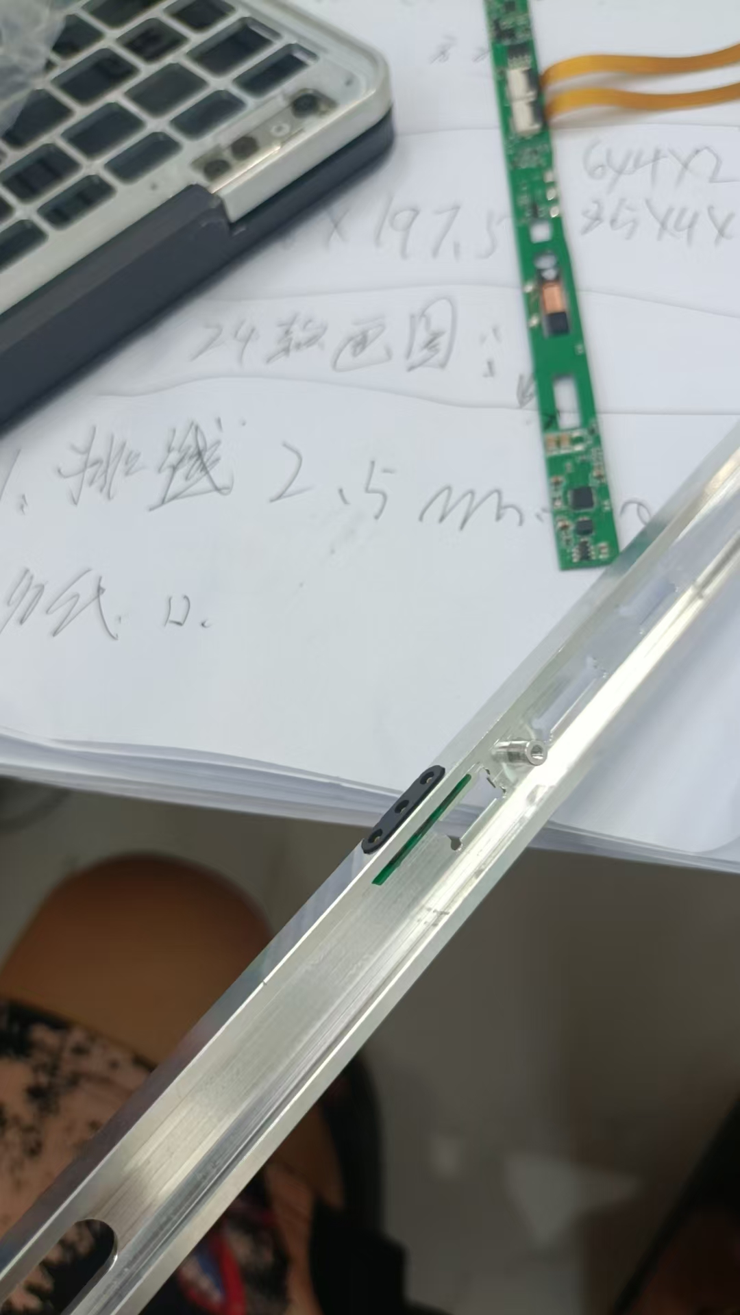 耐高温硅胶垫片如何提升排线电路可靠性
